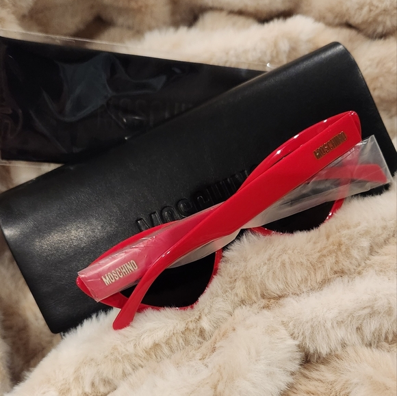 MOSCHINO- 52MM Studded Cat Eye Sunglasses- Red - Picture 8 of 9